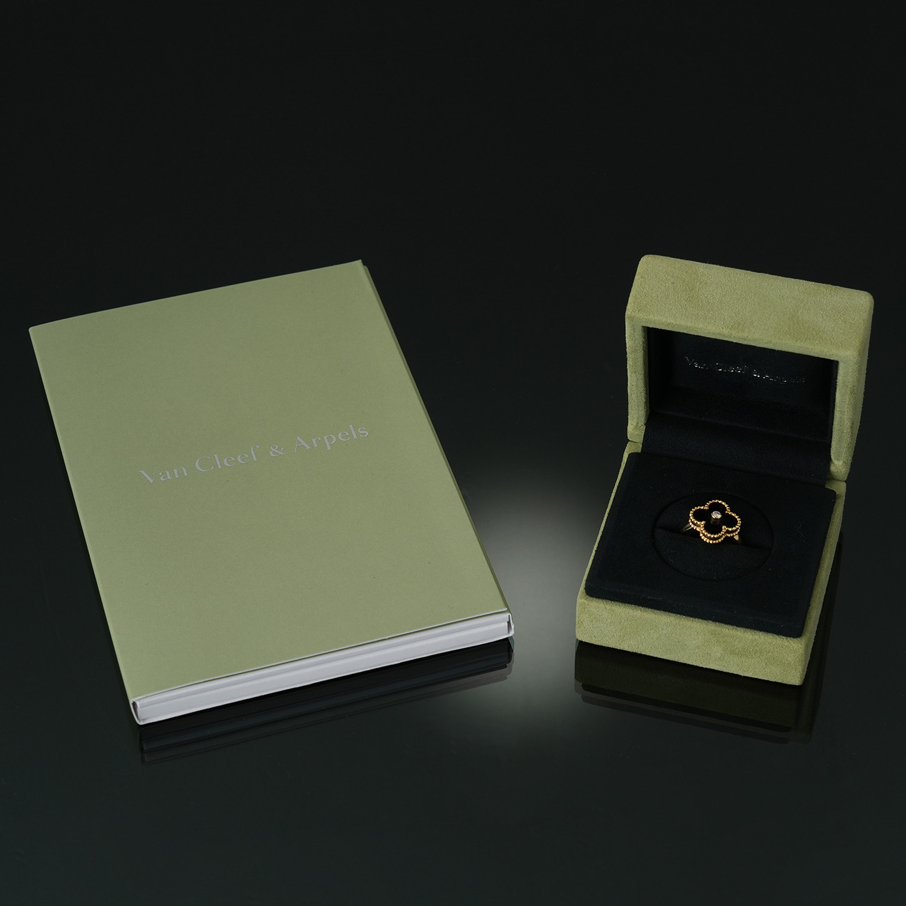 Van Cleef & Arpels(USED)반클리프앤아펠 빈티지 알함브라링 오닉스 #51